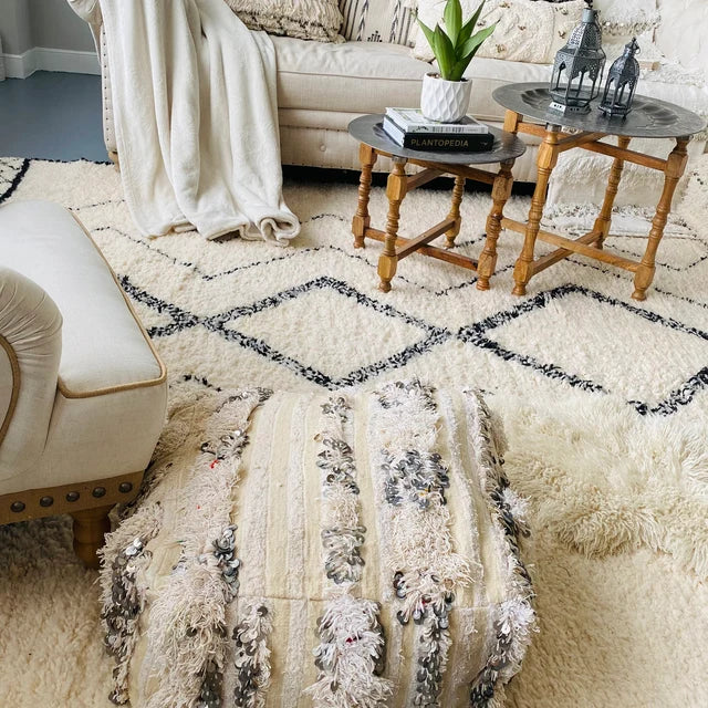 Discover the timeless beauty of handmade Moroccan rugs. From their rich history to their intricate designs, these rugs are a stunning addition to any home decor.