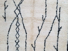 Load image into Gallery viewer, woven handmade rug, custom berber rug, wool checkered rug, soft moroccan rug, berber checkered rug, wedding gift, rugs for gift, knotted wool rug, beni ourain rug 5x8, berber handwoven, abstract rug, moroccan cream rug, made to order rug
