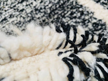Load image into Gallery viewer, Wool rug, Moroccan Ivory rug, Custom size rug, Wool rug, custom made, Beni ourain rug, Morocco rug, Moroccan rug, moroccan berber rug, moroccan berber rug, Custom rug, Moroccan wool rug, All wool rug