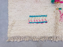 Load image into Gallery viewer, wool moroccan rug, ivory rug, morocco white rug, tufted rug, beniourain, moroccan shag rug, large floor carpet, antique azilal rug, hand woven rug, unique home decor, boho rugs, striped berber rug, off white rug