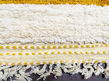 Load image into Gallery viewer, Moroccan rug, 
Beni Ourain rug, 
White wool rug, 
Handmade carpet, 
Berber rug, 
Luxury home decor, 
Plush area rug, 
white beni ourain, 
soft moroccan rug, 
authentic, 
modern moroccan rug, 
warm rug, 
bohemian rug