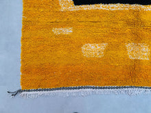 Load image into Gallery viewer, beni ourain rug 3x6, 
beni ourain rugs,  
moroccan rugs, 
morocco rugs, 
rugs moroccan, 
rugs wool, 
wool for rugs, 
area wool rug, 
wool rugs, 
berber carpet, 
berber rugs, 