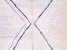 Load image into Gallery viewer, beni ourain rug vintage, 
beni ourain rug morocco, 
beni ourain rug 3x6, 
beni ourain rugs,  
moroccan rugs, 
morocco rugs, 
rugs moroccan, 
rugs wool, 
wool for rugs, custom rug