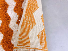 Load image into Gallery viewer, moroccan rug, 
beni ourain rug,
beni rugs, 
rug rugs, 
washable rug, 
the wool rug, 
custom rug, 
boho decor, 
home decor, 
free shipping, 
moroccan carpet, 
custm size rug 