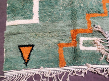 Load image into Gallery viewer, boho rug,
handmade rug,
morrocan rug,
kilim rug,
bedroom rug,
sheepskin rug,
living room rug,
berber rug,
wool rug,
abstract rug,
beni ourain rug,
colorful rug,
bohemian rug,
retro rug,
oriental rug,
rug for bedroom,
