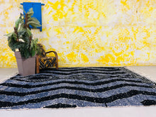 Load image into Gallery viewer, Moroccan rug, 
Beni Ourain rug, 
White wool rug, 
Handmade carpet, 
Berber rug, 
Luxury home decor, 
Plush area rug, 
beni ourain, 
soft moroccan rug, 
authentic, 
modern moroccan rug, 
warm rug, 
bohemian rug