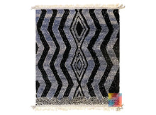 Load image into Gallery viewer, Moroccan rug, 
Beni Ourain rug, 
White wool rug, 
Handmade carpet, 
Berber rug, 
Luxury home decor, 
Plush area rug, 
beni ourain, 
soft moroccan rug, 
authentic, 
modern moroccan rug, 
warm rug, 
bohemian rug