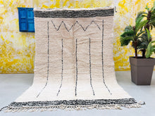 Load image into Gallery viewer, 70s rug, handmade rug, moroccan runner rug, washable rug, Large Berber Rug, Moroccan rug, , living room Rug, Berber rug, Berber Teppich, area rug, abstract rug