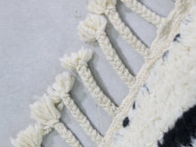 Load image into Gallery viewer, Handmade Moroccan  Rug 5x8 - A75, Rugs, The Wool Rugs, The Wool Rugs, 
