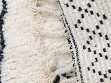 Load image into Gallery viewer, Moroccan  Rug 4x8 -  B24
