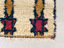 Load image into Gallery viewer, Boucherouite vintage Rug 2x6 ft - N7176 (Copy), Vintage, The Wool Rugs, The Wool Rugs, 
