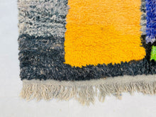 Load image into Gallery viewer, Black rug morocco, handmade rug wool, wool area rug, tufted rug, rug living room 5x8, sheep wool rug, berber rug blue, scandinavian decor, Black wool rug, Boujaad rug, boujaad rug, handwoven carpet, moroccan rug 5x8