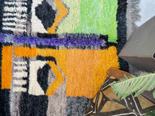 Load image into Gallery viewer, Black rug morocco, handmade rug wool, wool area rug, tufted rug, rug living room 5x8, sheep wool rug, berber rug blue, scandinavian decor, Black wool rug, Boujaad rug, boujaad rug, handwoven carpet, moroccan rug 5x8