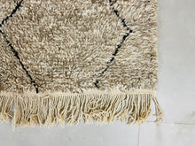 Load image into Gallery viewer, Custom Beni Ourain rug , Style Moroccan Rug
