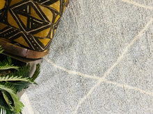 Load image into Gallery viewer, Custom Moroccan Rug 82
