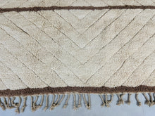 Load image into Gallery viewer, Berber rug, Tapis Berbere, Moroccan rug Hand knotted, Beni ourain rug, all wool berber rug, Custom rug, handmade rug, Genuine lamb wool
