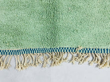 Load image into Gallery viewer, living room decor, custom moroccan rug, handmade rug, moroccan rug, berber rug, colorful rug, Green moroccan rug, beniourain carpet, home rug, rug for living room, flor rug, boujaad rug, kitchen runner rug
