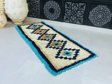 Load image into Gallery viewer, Handmade Moroccan Berber Rug 2x5 - TB13
