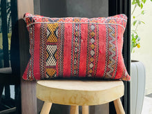 Load image into Gallery viewer, berber pillow,  moroccan pillow,  red pillow,  bohemian pillow,  wool pillow,  handwoven pillow,  moroccan cushion,  berber cushion,  bohemian cushion,  amazigh cushion
