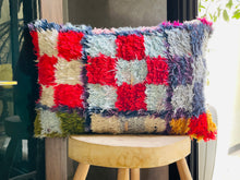 Load image into Gallery viewer, home decor,  Kilim boho,  Handwoven Textiles,  Boho Pillow,  Handwoven Pillow,  Handmade flat woven,  Decorative Pillow,  Handmade Pillow,  Decorative Cushion,  Pillow Cover,  Handmade Pillows,  Kilim Pillow
