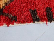 Load image into Gallery viewer, Cozy and soft wool Moroccan rug for statement decor.
