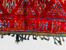 Load image into Gallery viewer, bohemian rug, unique rug, Moroccan Rug, red Rug, Moroccan Berber Rug, Authentic rug, Vintage Moroccan Rug, vintage rug, aesthetic rug, berber rug, Moroccan Rugs, soft rug, Unique Rug
