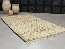 Load image into Gallery viewer, Vintage Moroccan Rug 6x11 - F52, Rugs, The Wool Rugs, The Wool Rugs, 
