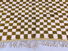 Load image into Gallery viewer, Olive green Checkerboard Rug 10x13 ft - G5734
