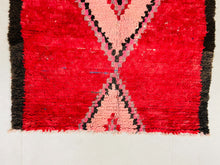 Load image into Gallery viewer, Red Diamond Moroccan Runner Rug 3x7 ft -  N7042, Runner, The Wool Rugs, The Wool Rugs, 
