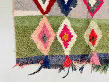 Load image into Gallery viewer, moroccan rug, boucherouite rug, moroccan berber rug, moroccan runner rug, vintage runner rug, moroccan area rug, runner rug, Colorful Rug
