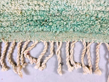 Load image into Gallery viewer, Green Runner Rug 2x11 ft - G5424
