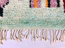 Load image into Gallery viewer, Green Runner Rug 2x11 ft - G5424
