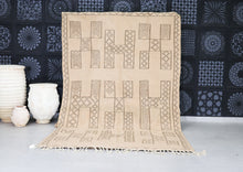 Load image into Gallery viewer, Unique vintage-style Moroccan rug with timeless geometric designs.
