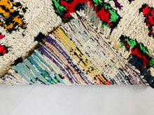 Load image into Gallery viewer, Moroccan Rug Vintage 4x6 ft - N7095, Boucherouite Rugs, The Wool Rugs, The Wool Rugs, 
