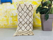 Load image into Gallery viewer, Luxury rug 2x5 ft - N7110, Boucherouite Rugs, The Wool Rugs, The Wool Rugs, 
