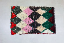 Load image into Gallery viewer, Moroccan Boucherouite rug 3x6 ft - N7116, Boucherouite Rugs, The Wool Rugs, The Wool Rugs, 
