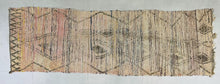 Load image into Gallery viewer, Moroccan rug 3x9 ft - G138
