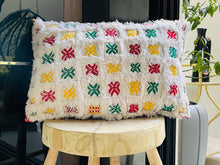 Load image into Gallery viewer, flower throw pillow, Home Decor, cushion cover, throw pillow covers, boho pillow, decorative pillows, gift for her, farmhouse decor, accent pillow cover
