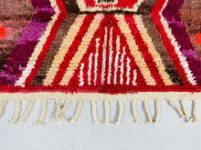 Load image into Gallery viewer, Vintage Rug 5x8 ft - N7362, Vintage, The Wool Rugs, The Wool Rugs, 
