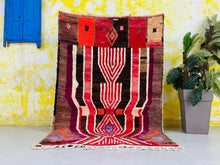 Load image into Gallery viewer, Vintage Rug 5x8 ft - N7362, Vintage, The Wool Rugs, The Wool Rugs, 
