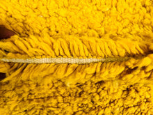 Load image into Gallery viewer, Yellow rug 6x9 ft - G4721
