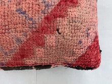Load image into Gallery viewer, pouf ottoman,
berber pouf,
moroccan pouf,
moroccan furniture,
morrocan pouf,
floor chair,
