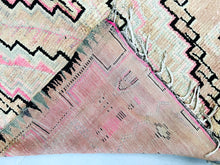 Load image into Gallery viewer, Moroccan Berber Rug 5x10 ft - GP180