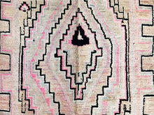 Load image into Gallery viewer, Moroccan Berber Rug 5x10 ft - GP180