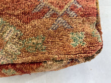 Load image into Gallery viewer, Moroccan pouf cover - P70, Floor Cushions, The Wool Rugs, The Wool Rugs, 
