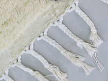 Load image into Gallery viewer, ivory white Moroccan Rug - 4x7 - A59, Rugs, The Wool Rugs, The Wool Rugs, 
