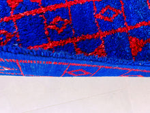 Load image into Gallery viewer, Blue moroccan rug 5x9 ft - G5177
