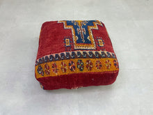 Load image into Gallery viewer, ottoman pouf,
moroccan pouf,
outdoor pouf,
floor cushion,
floor pouf ,
ottoman,
pouf ottoman,
poufs
