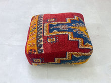 Load image into Gallery viewer, ottoman pouf,
moroccan pouf,
outdoor pouf,
floor cushion,
floor pouf ,
ottoman,
pouf ottoman,
poufs
