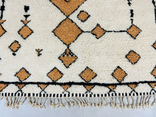 Load image into Gallery viewer, Custom Moroccan Rug 95
